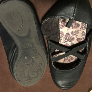 Girls Dance Like Shoes